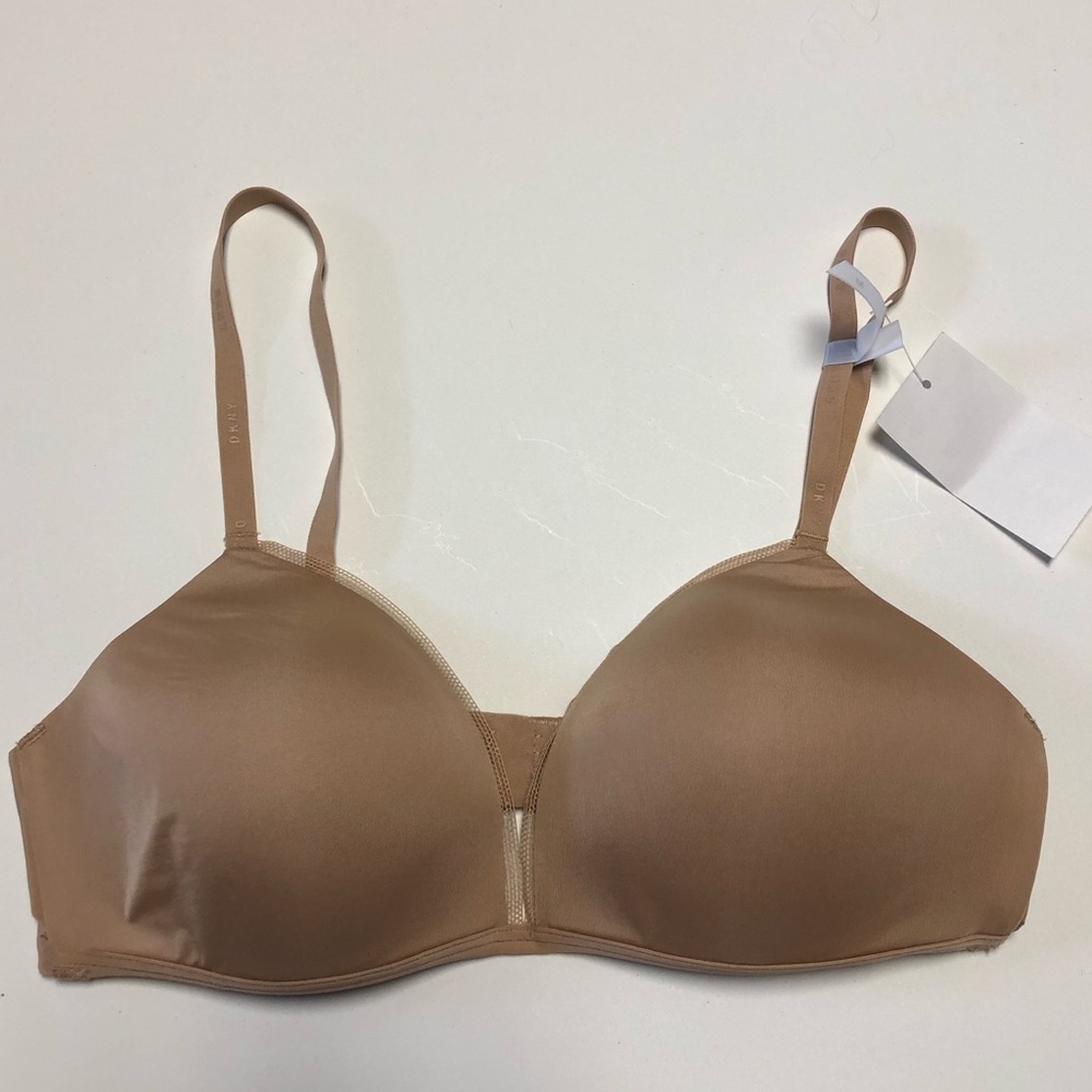 NWOT DKNY Tan Bra Medium